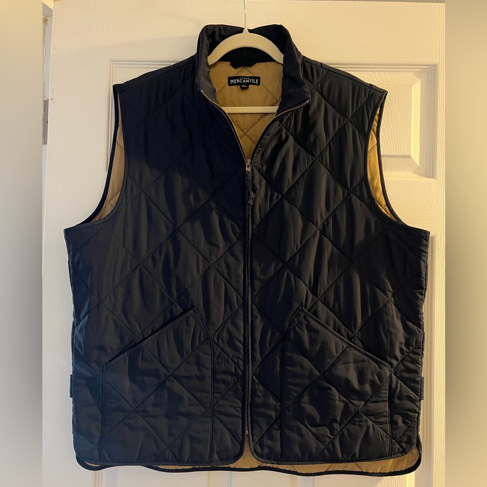 Men’s J.Crew Mercantile Navy Quilted Vest XL